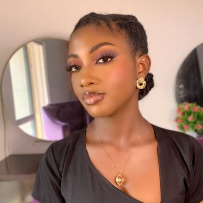 omoyebraids's profile picture