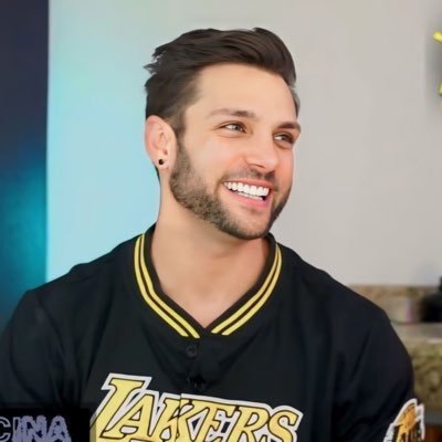M_A_R_I_A_ only's profile picture