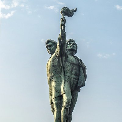 दक्षिणपथाधीश (𑘟𑘎𑘿𑘬𑘱𑘜𑘿𑘢𑘞𑘰𑘠𑘲𑘫)'s profile picture