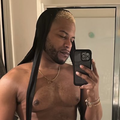 Thanos Nephew 🫰🏽😈's profile picture