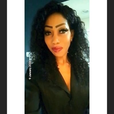 ActressModel42's profile picture
