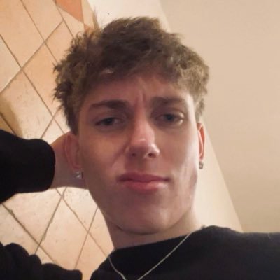 ricbor's profile picture
