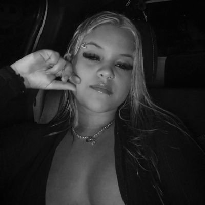 𝐥𝐚𝐝𝐲☆𝐬𝐜𝐚𝐫𝐥𝐞𝐭𝐭's profile picture