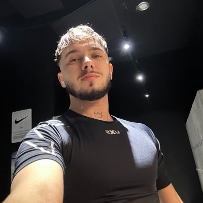 AleksandrM24859's profile picture