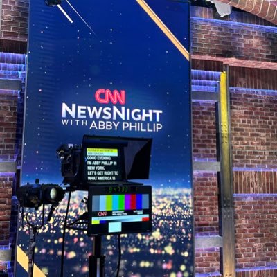 CNN_NewsNight's profile picture