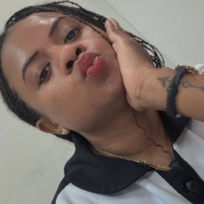 EasterNaomiOkoseray_'s profile picture