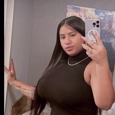 latetis22's profile picture