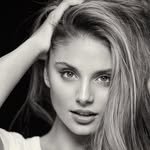 CARINA ZAVLINE's profile picture