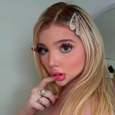 onlymariahhh's profile picture