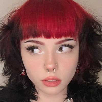 Your Fake Girlfriend's profile picture