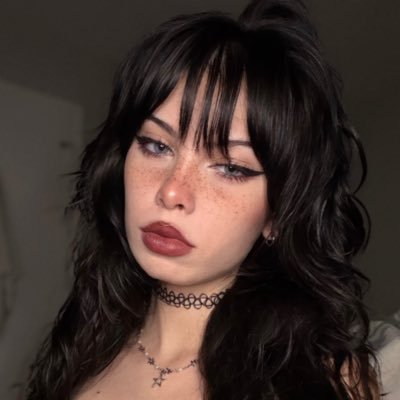 avivafoxyy's profile picture
