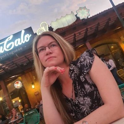taniawithay's profile picture