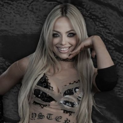 LIVinXElayna's profile picture