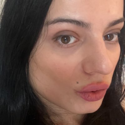 sezfahnessa's profile picture