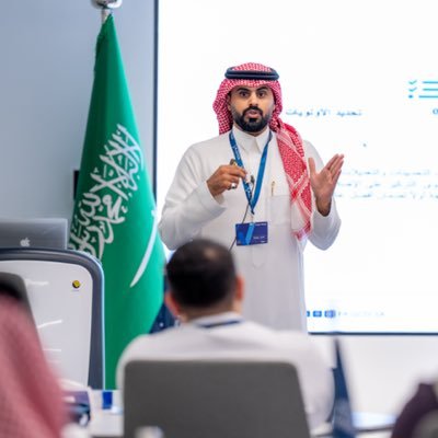 DrAliAlmansour's profile picture