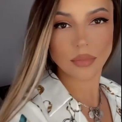 riayasminn's profile picture