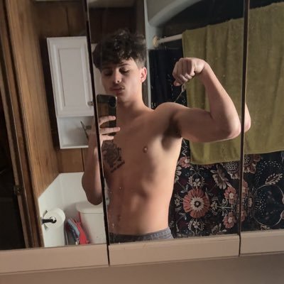 YourmasterRock's profile picture
