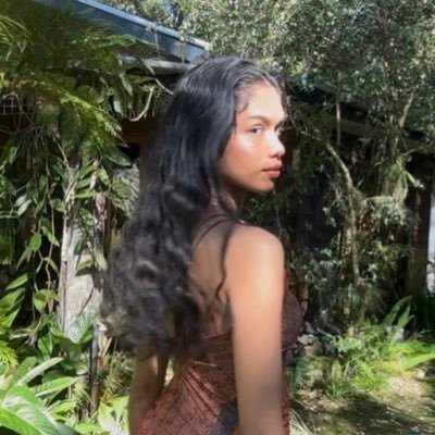 · maneesha ·'s profile picture