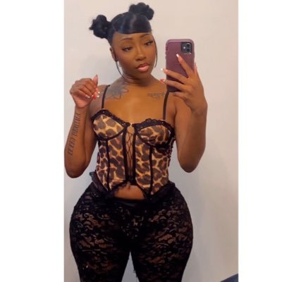 A.R 🌹's profile picture