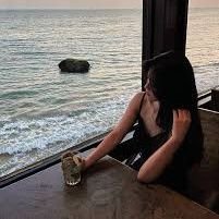 Dina zee's profile picture