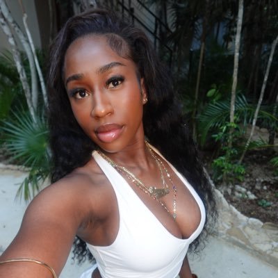 angel lady's profile picture