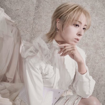 蒼井翔太's profile picture