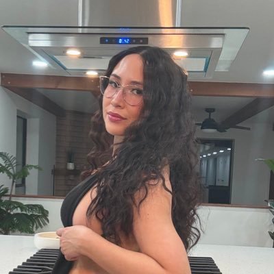 TheCheekyKim's profile picture