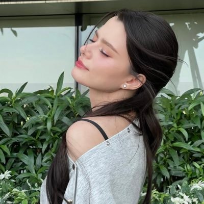 N’Becbec & FB's profile picture