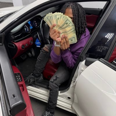 NadirGotBank's profile picture