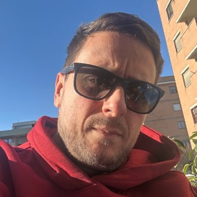 ℂ𝕝𝕒𝕦𝕫𝕚𝕟𝕙𝕠©'s profile picture