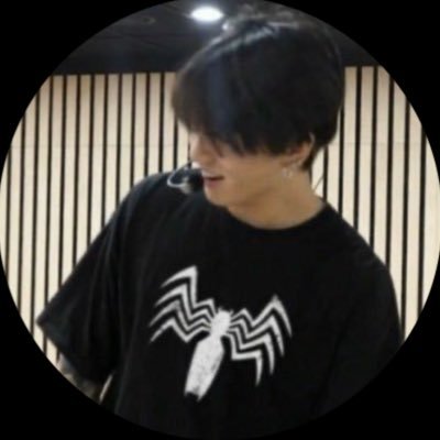 vi's profile picture