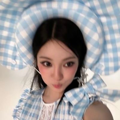 yanne 灿's profile picture
