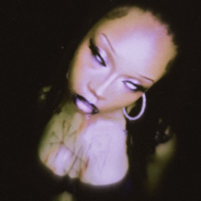 D3VILISHBRI_'s profile picture