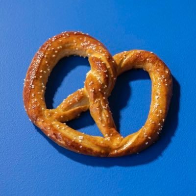 🥨's profile picture