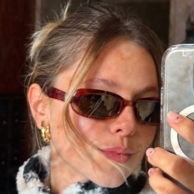 manu jurídico laura dutra's profile picture