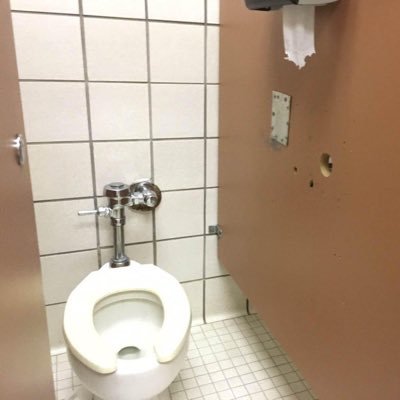 pisspublicesp's profile picture