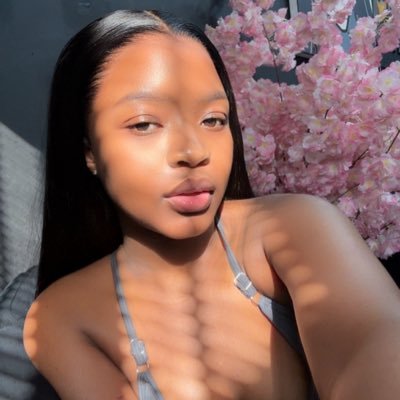 Lebo R🎀's profile picture