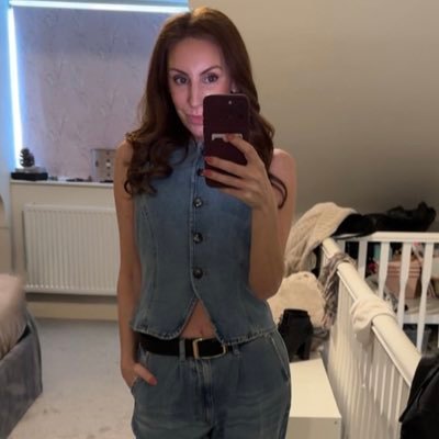 Meechel82's profile picture