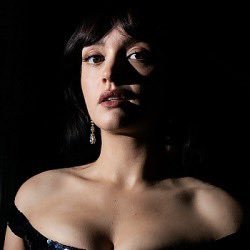 moved account 𖤐's profile picture