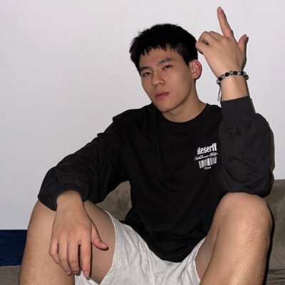 _NessaSoouza's profile picture