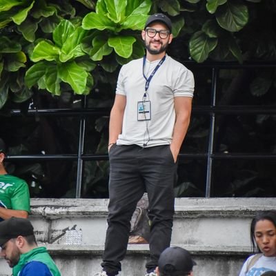 ✏️Richard Peláez 📗⚽'s profile picture