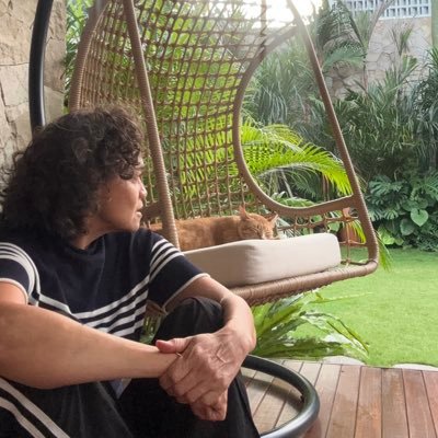MirLes's profile picture