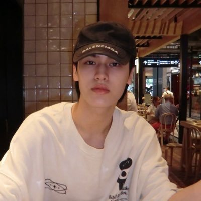 ゚𓈒 𝓂𝑒𝑒 ̣̇˳·˖✶ 🧘🏻♀️'s profile picture