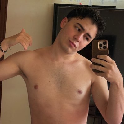 alejo's profile picture