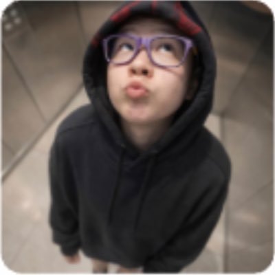 Love_Kiss_2828's profile picture