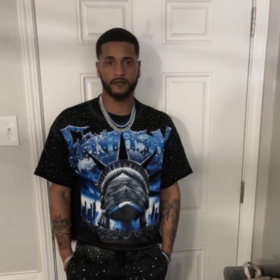 OnikasNieeecey's profile picture