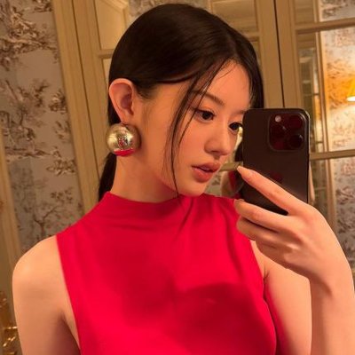 momintorily's profile picture