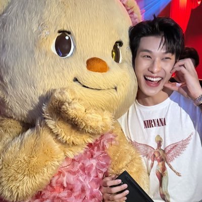 dee's profile picture