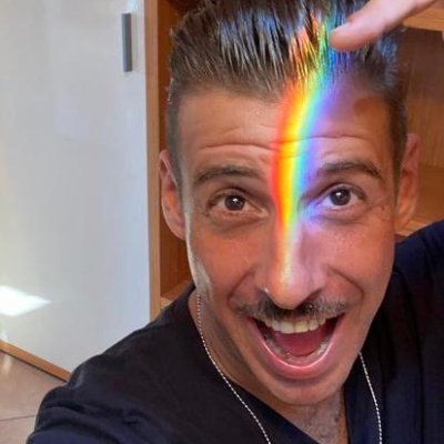 iza 💐 🕺 summer funk's profile picture