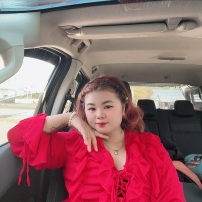 พอลย's profile picture